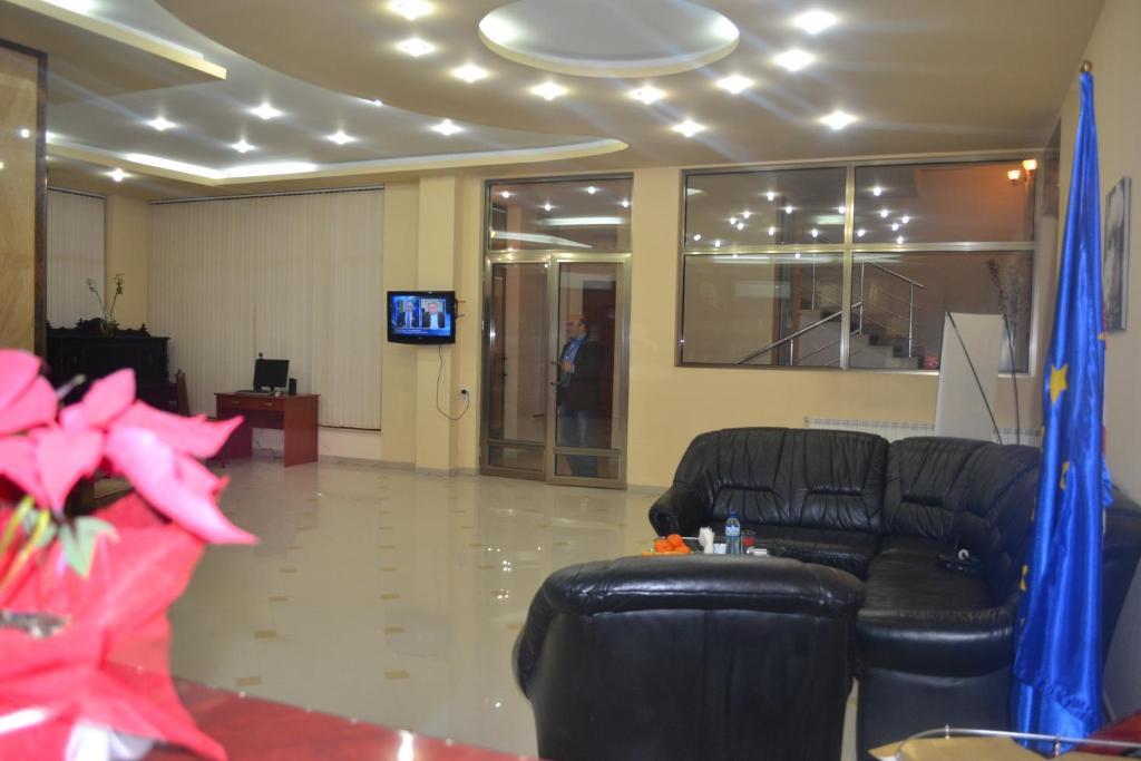 Astoria Hotel Tbilisi Eksteriør bilde